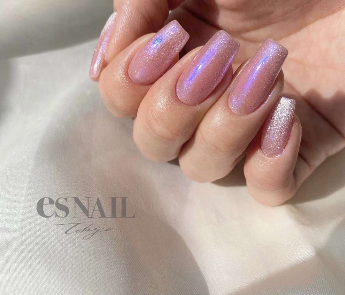 サテン×マグネットネイル