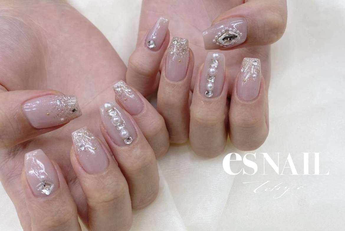 White mirror×Perl🤍