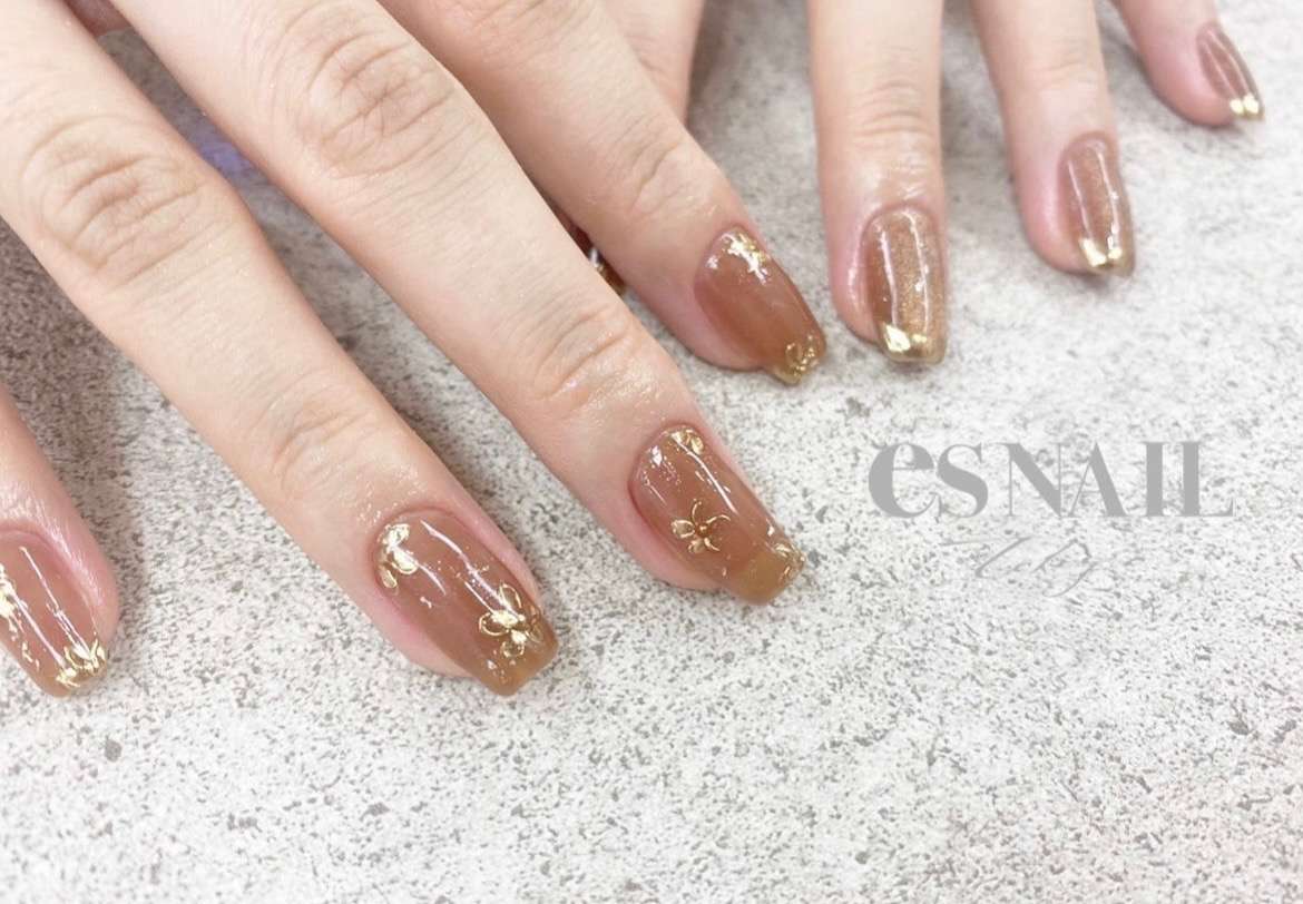 ミラーのフラワーネイル🌼