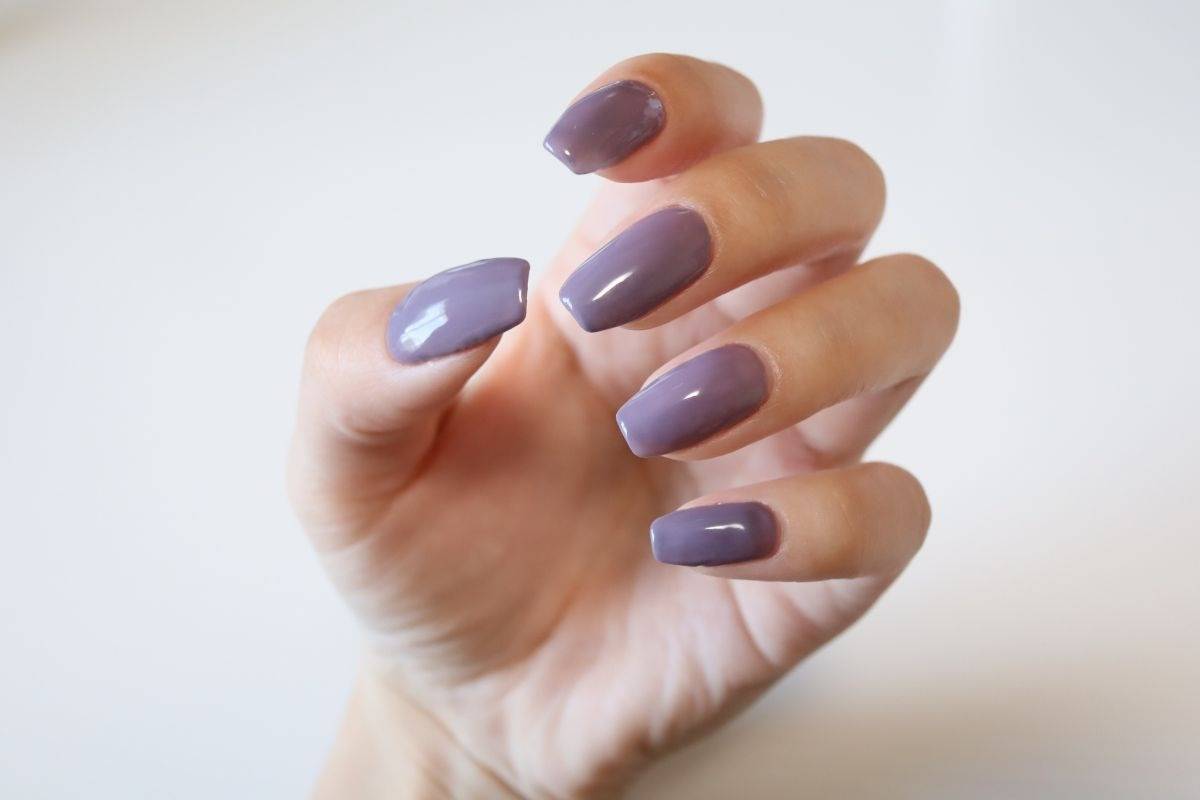 ネイルサロンのワンカラー施術とは　料金からデザインまで徹底解説