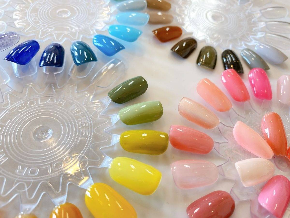 ネイルサロンテンプレート　選び方とおすすめデザイン