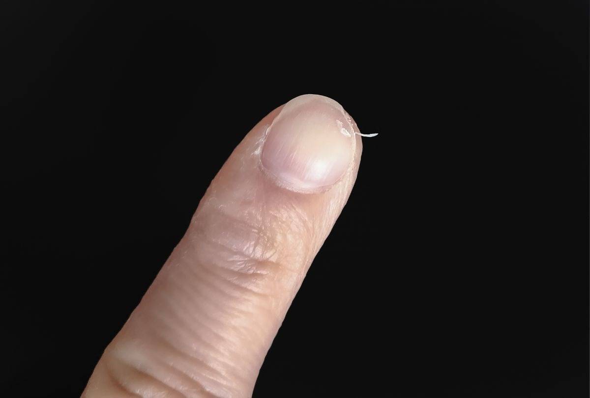 二枚爪でもネイルサロンで断られない方法とは？補強ケアと自爪育成の全知識